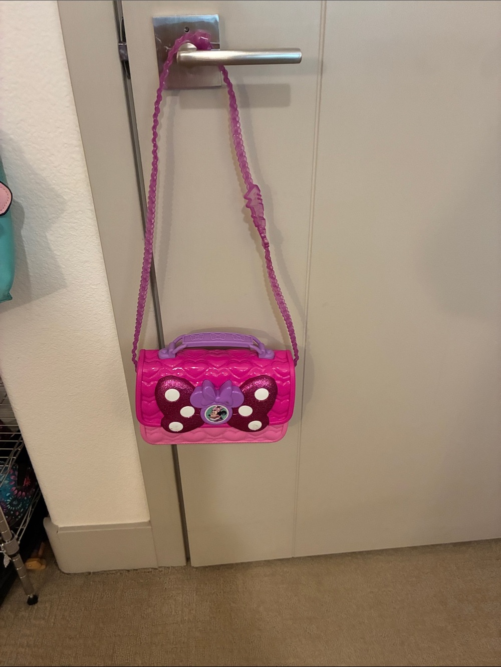 Minnie Mouse Pladtic Crossbody Pink Butterfly Bag with Bow Accent